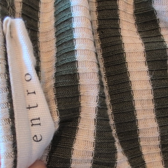 Entro green & tan striped top, peplum - Picture 3 of 4